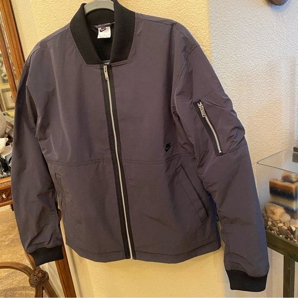 NWT~NIKE Men Navy Sportswear Style Essentials Lined Bomber Jacket Size Medium - Picture 2 of 10